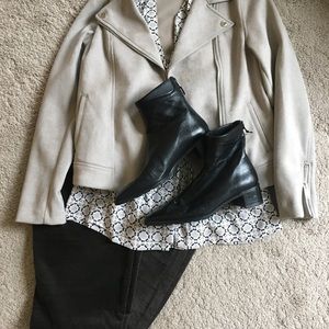 Stuart Weitzman Black Leather Booties - Size 7